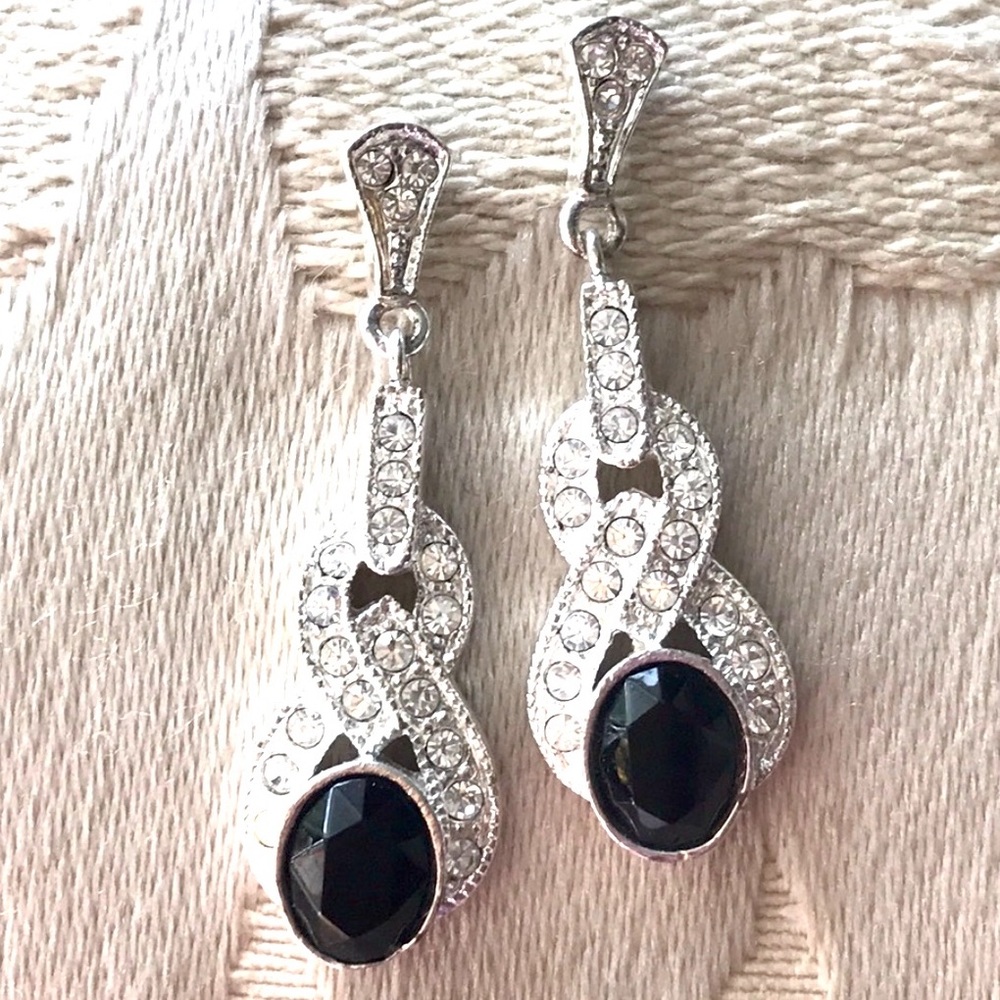 Vintage Faux Diamond With Black Stone Drop Earrings